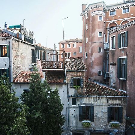 Hotel Locanda Ca' Foscari Venice Exterior photo