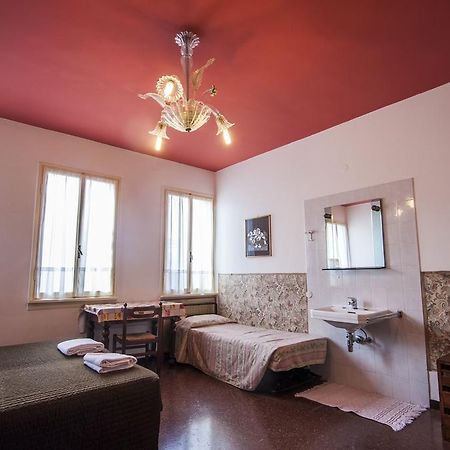 Hotel Locanda Ca' Foscari Venice Exterior photo