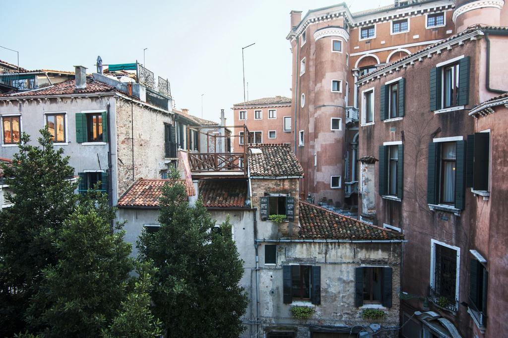 Hotel Locanda Ca' Foscari Venice Exterior photo